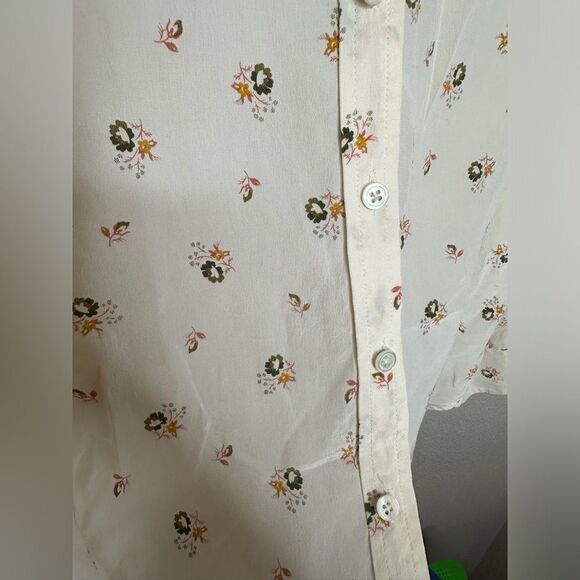 Equipment Silk Floral Blouse Button Down Sz S - Picture 4 of 7